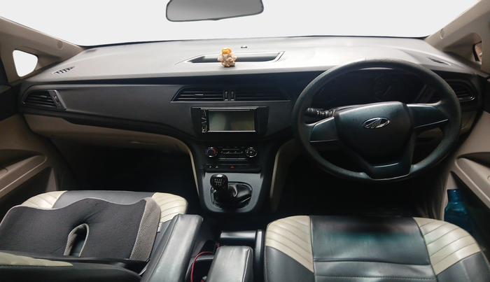 2019 Mahindra MARAZZO M2 7STR, Diesel, Manual, 83,004 km, interior