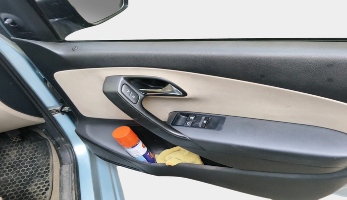 2010 Volkswagen Polo COMFORTLINE 1.2L PETROL, Petrol, Manual, 69,491 km, interior