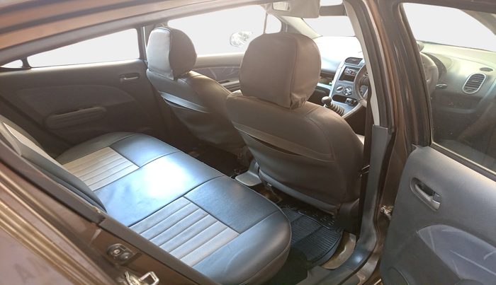 2010 Maruti Ritz VXI, Petrol, Manual, 86,621 km, interior