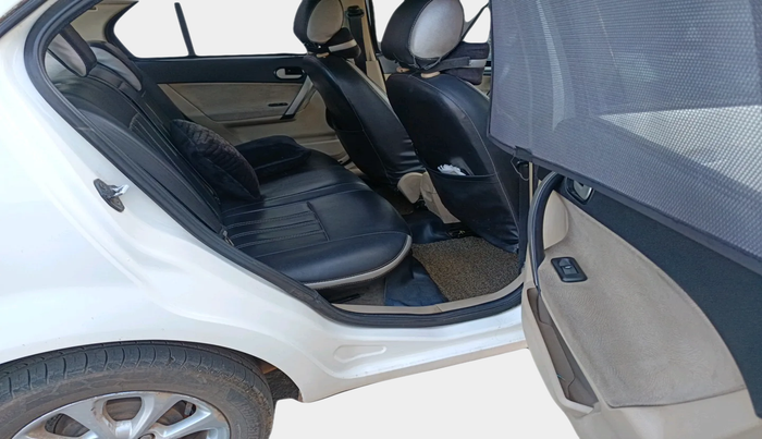 2012 Ford Fiesta TITANIUM DIESEL, Diesel, Manual, 1,45,574 km, interior