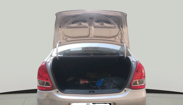 2011 Toyota Etios V, Petrol, Manual, 50,777 km, exterior