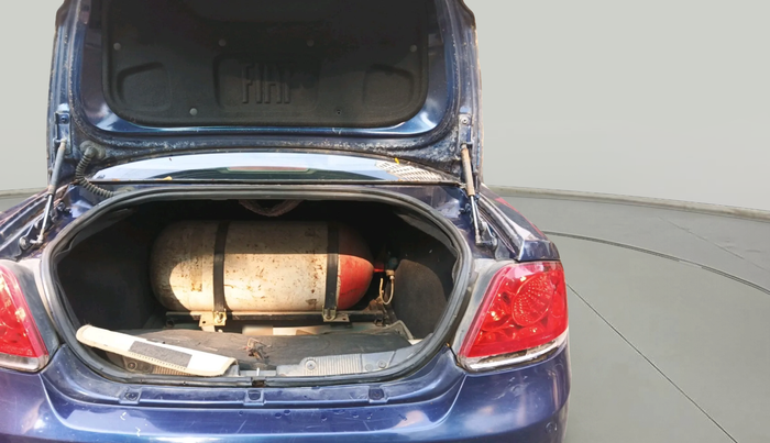 2013 Fiat Linea DYNAMIC 1.4 L T JET, Petrol, Manual, 70,000 km, exterior