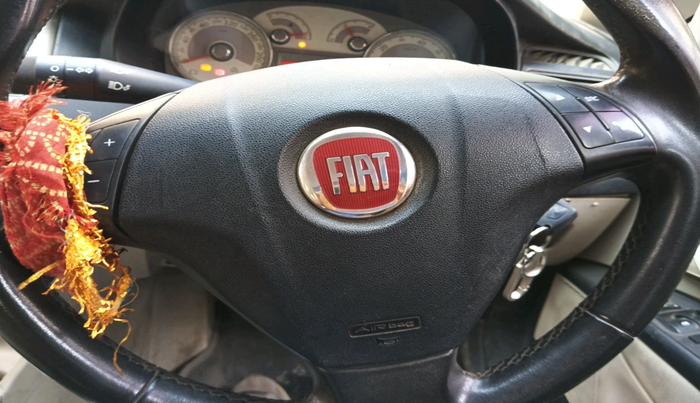 2013 Fiat Linea DYNAMIC 1.4 L T JET, Petrol, Manual, 70,000 km, interior