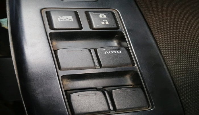 2011 Maruti Swift ZDI, Diesel, Manual, 69,775 km, interior