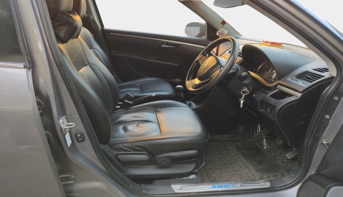 2011 Maruti Swift ZDI, Diesel, Manual, 69,775 km, interior