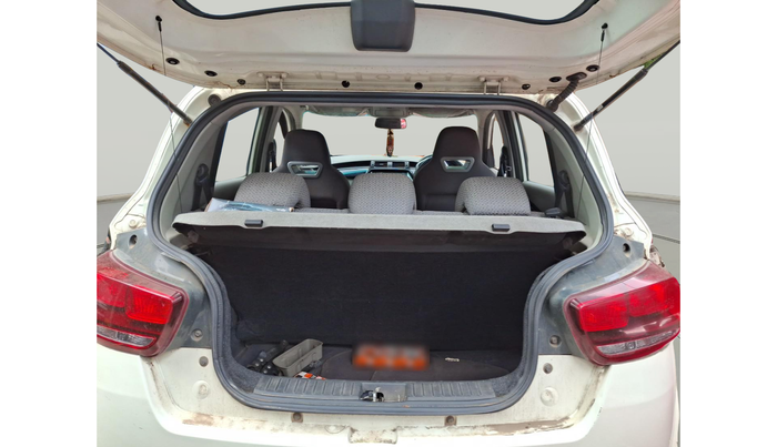 2016 Mahindra Kuv100 K8 D 6 STR, Diesel, Manual, 55,603 km, exterior