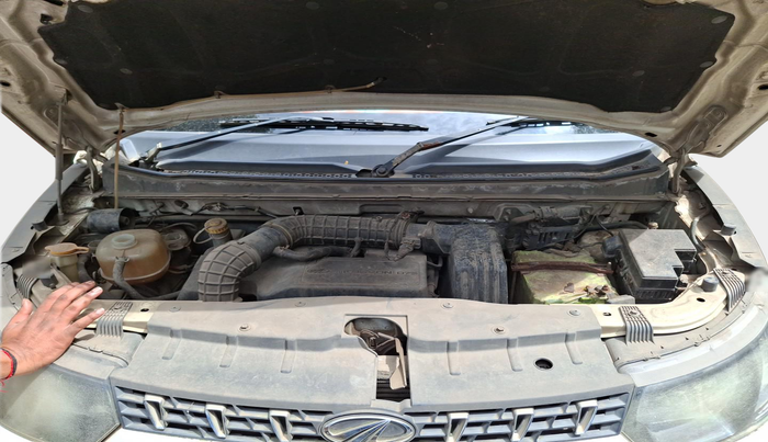 2016 Mahindra Kuv100 K8 D 6 STR, Diesel, Manual, 55,603 km, exterior