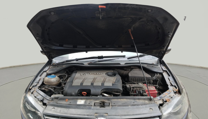 2012 Volkswagen Vento HIGHLINE DIESEL 1.6, Diesel, Manual, 1,04,225 km, exterior