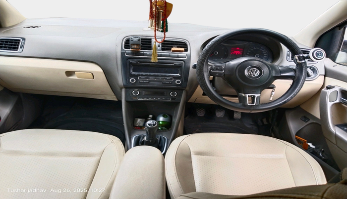 2012 Volkswagen Vento HIGHLINE DIESEL 1.6, Diesel, Manual, 1,04,225 km, interior