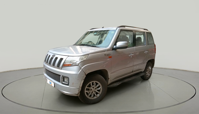 2016 Mahindra TUV300 T8, Diesel, Manual, 1,36,123 km, exterior