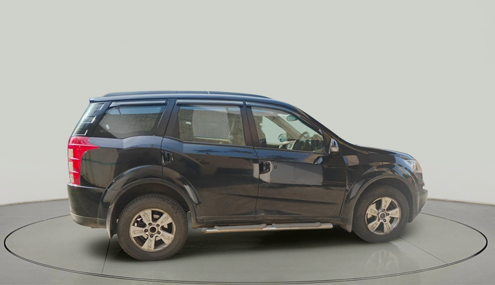 2014 Mahindra XUV500 W8, Diesel, Manual, 1,03,454 km, exterior