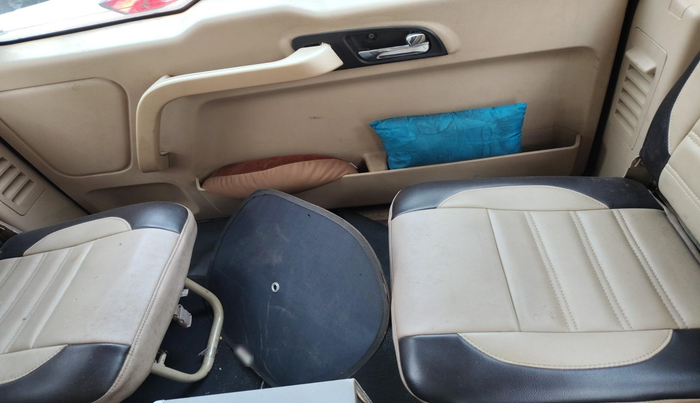 2013 Tata Safari Storme 2.2 EX 4X2, Diesel, Manual, 1,06,975 km, exterior