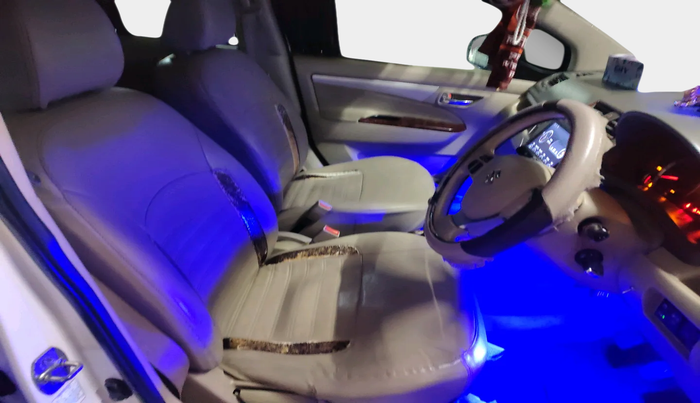 2017 Maruti Ertiga VXI CNG, Petrol, Manual, 1,17,376 km, interior