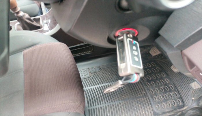 2014 Mahindra XUV500 W6, Diesel, Manual, 70,767 km, interior