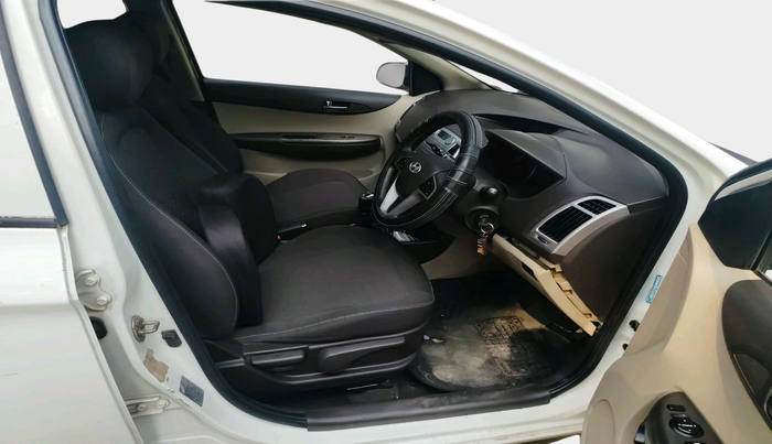 2011 Hyundai i20 ASTA 1.4 CRDI, Diesel, Manual, 84,832 km, interior