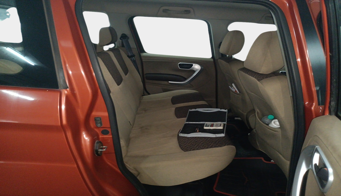 2017 Mahindra TUV300 T8 AMT, Diesel, Automatic, 75,253 km, interior