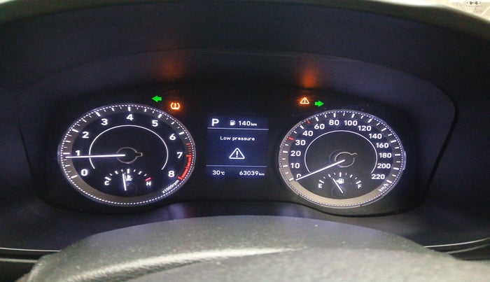 2020 Hyundai VENUE SX PLUS 1.0 TURBO DCT, Petrol, Automatic, 63,039 km, interior