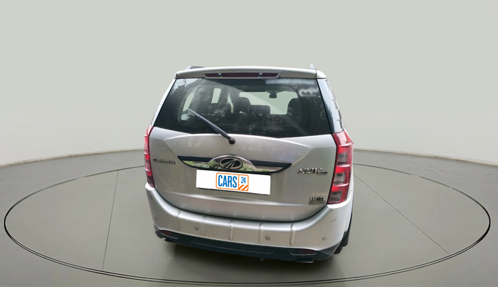 2017 Mahindra XUV500 W10 AT, Diesel, Automatic, 88,853 km, exterior