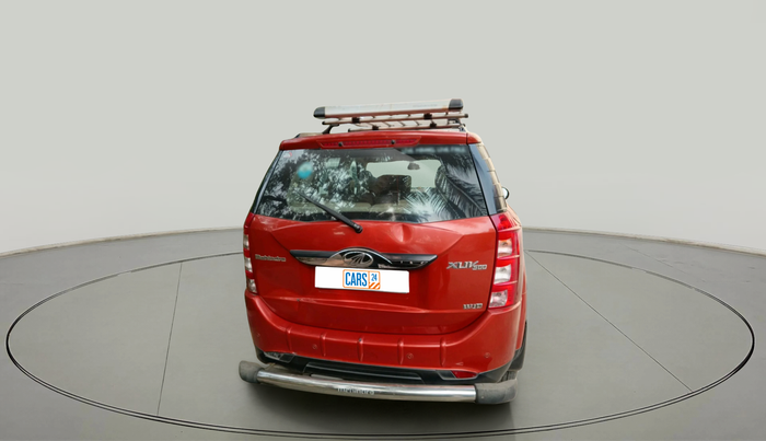 2015 Mahindra XUV500 W10, Diesel, Manual, 1,25,018 km, exterior