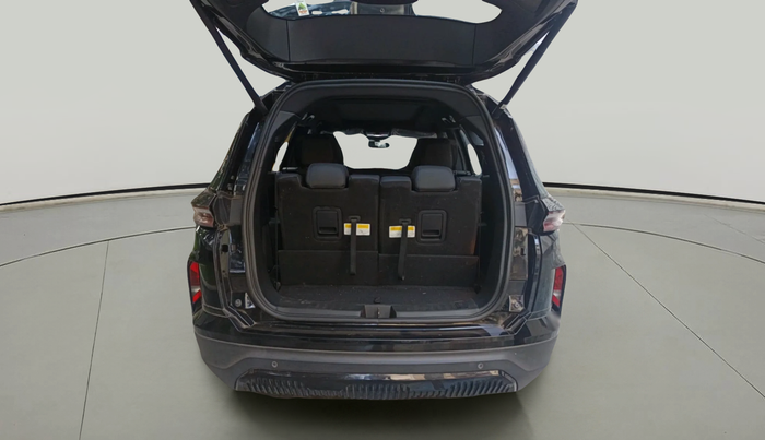 2024 Tata Safari ACCOMPLISHED DARK EDITION AT, Diesel, Automatic, 7,861 km, exterior