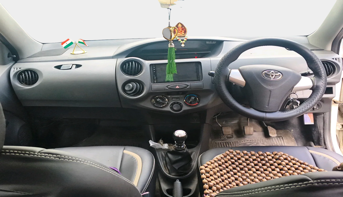 2018 Toyota Etios GD, Diesel, Manual, 64,539 km, interior