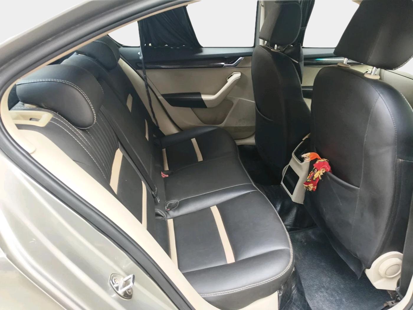 2014 Skoda Octavia AMBITION 1.4 TSI, Petrol, Manual, 55,800 km, interior