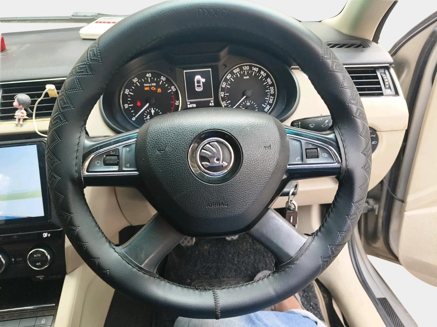2014 Skoda Octavia AMBITION 1.4 TSI, Petrol, Manual, 55,800 km, interior