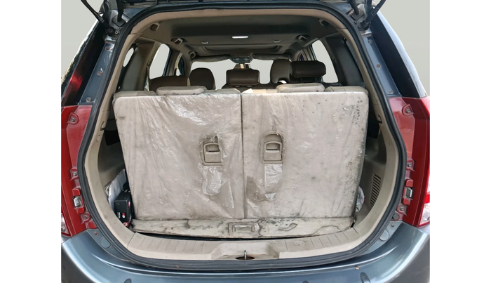 2015 Mahindra XUV500 W10, Diesel, Manual, 1,49,965 km, exterior