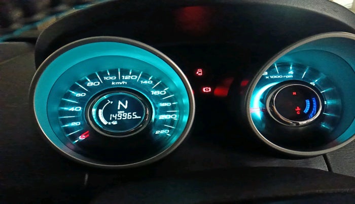 2015 Mahindra XUV500 W10, Diesel, Manual, 1,49,965 km, interior