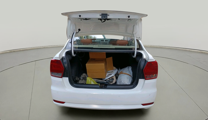 2017 Volkswagen Ameo HIGHLINE1.2L PLUS 16 ALLOY, Petrol, Manual, 64,357 km, exterior