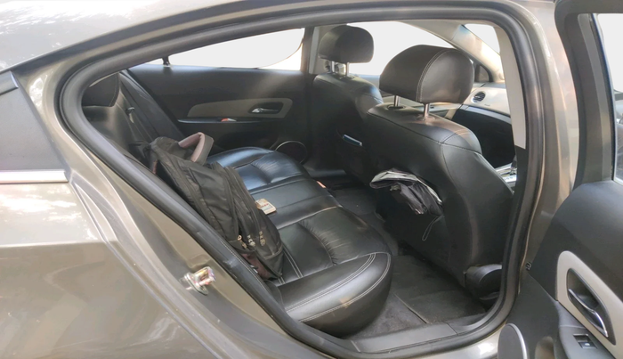 2013 Chevrolet Cruze LTZ AT, Diesel, Automatic, 39,299 km, interior