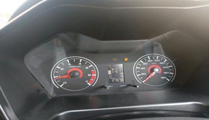 2018 Mahindra KUV 100 NXT K2 P 6 STR, Petrol, Manual, 27,078 km, interior