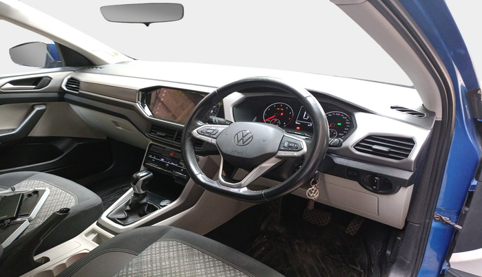 2022 Volkswagen TAIGUN HIGHLINE 1.0 TSI AT, Petrol, Automatic, 19,815 km, interior