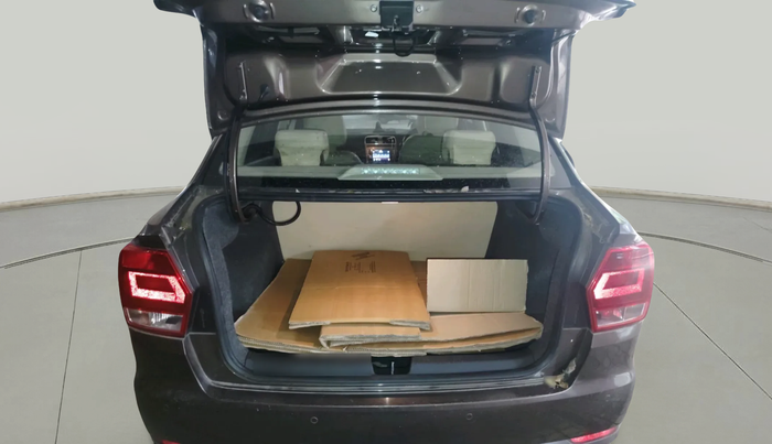 2018 Volkswagen Ameo HIGHLINE PLUS 1.0L 16 ALLOY, Petrol, Manual, 49,890 km, exterior