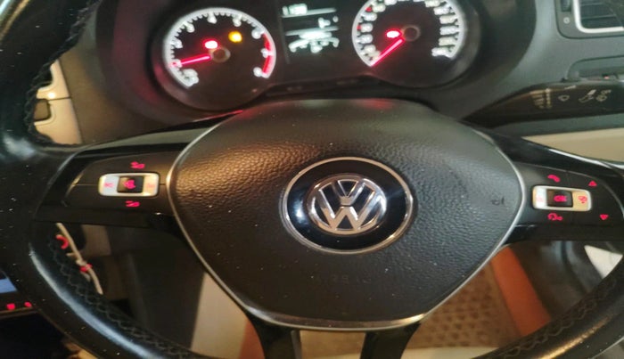 2018 Volkswagen Ameo HIGHLINE PLUS 1.0L 16 ALLOY, Petrol, Manual, 49,890 km, interior