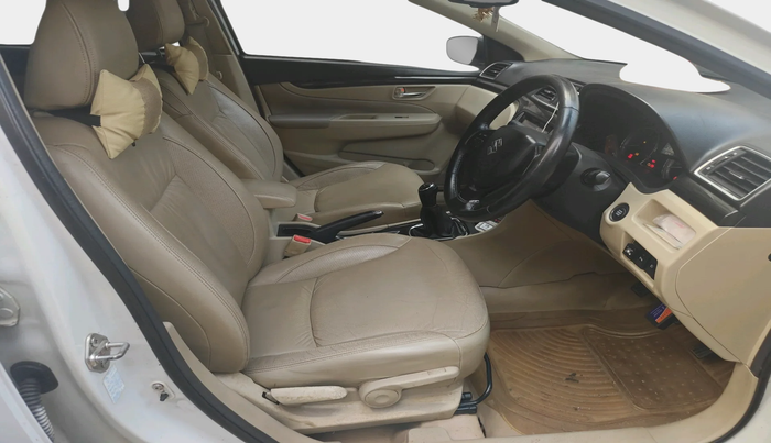 2015 Maruti Ciaz ZXI+, Petrol, Manual, 61,260 km, interior