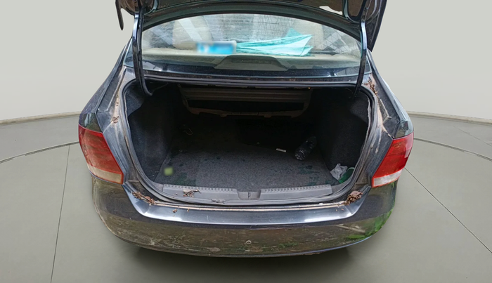 2010 Volkswagen Vento TRENDLINE DIESEL 1.6, Diesel, Manual, 90,000 km, exterior