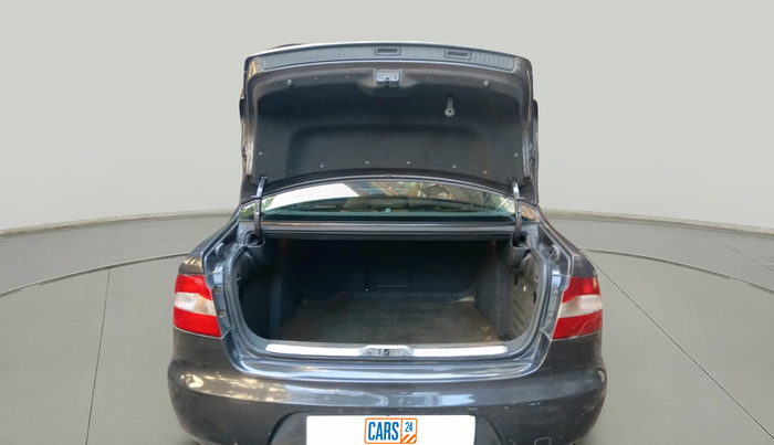 2011 Skoda Superb ELEGANCE 1.8 TSI AT, Petrol, Automatic, 58,921 km, exterior