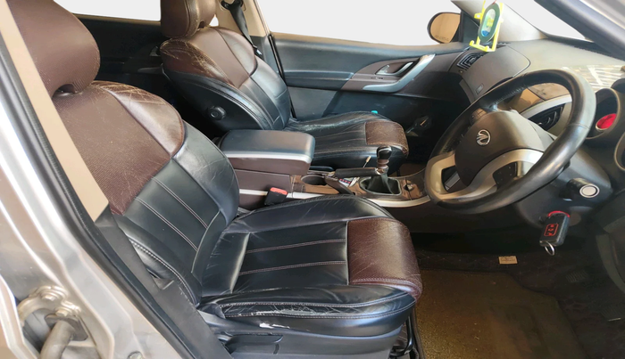 2012 Mahindra XUV500 W8, Diesel, Manual, 88,171 km, interior