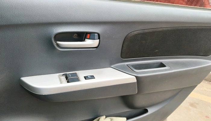 2012 Maruti Wagon R 1.0 LXI CNG, Petrol, Manual, 65,358 km, interior