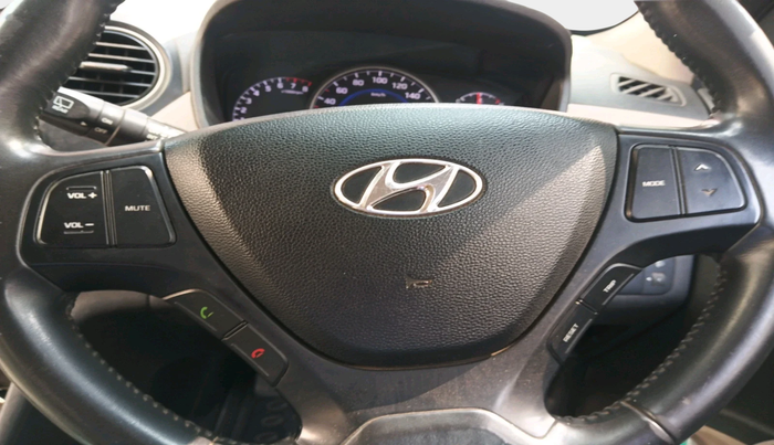 2016 Hyundai Grand i10 ASTA 1.2 KAPPA VTVT, Petrol, Manual, 84,264 km, interior