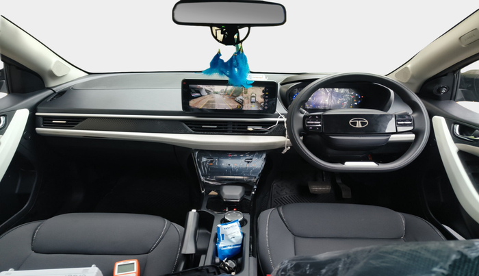 2024 Tata NEXON CREATIVE+ SUNROOF DCA 1.2 PETROL, Petrol, Automatic, 1,047 km, interior