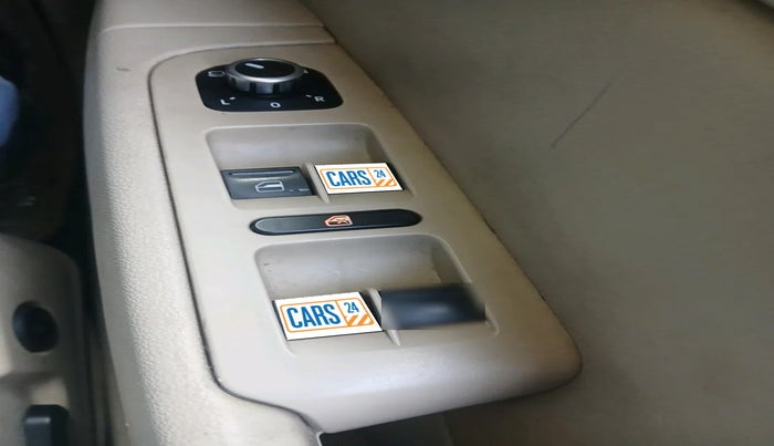 2012 Skoda Superb ELEGANCE 1.8 TSI MT, Petrol, Manual, 83,677 km, interior