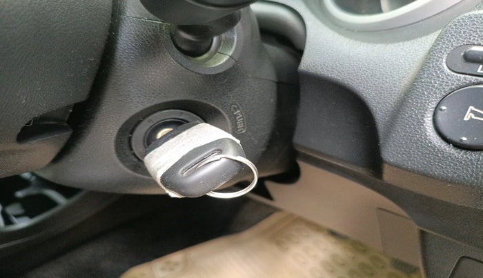 2011 Honda Jazz 1.2L I-VTEC S, Petrol, Manual, 1,34,061 km, interior