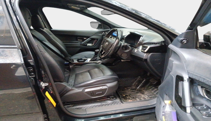 2022 Tata Harrier XZA PLUS 2.0L DARK EDITION, Diesel, Automatic, 29,509 km, interior