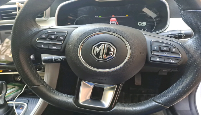 2023 MG ASTOR SMART 1.5 CVT, Petrol, Automatic, 17,550 km, interior