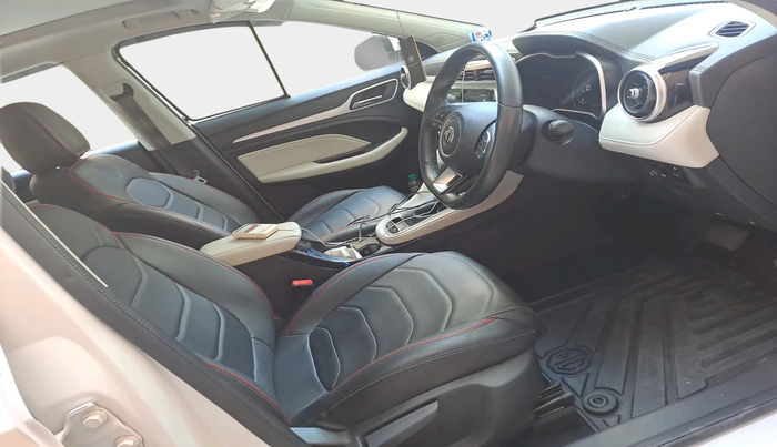 2023 MG ASTOR SMART 1.5 CVT, Petrol, Automatic, 17,550 km, interior