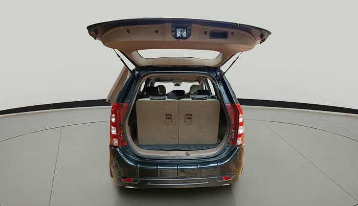 2014 Mahindra XUV500 W4, Diesel, Manual, 66,170 km, exterior