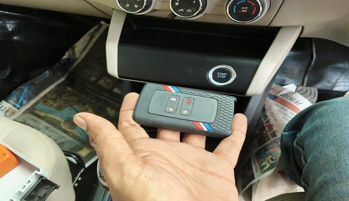 2022 Renault TRIBER RXZ, Petrol, Manual, 17,808 km, interior