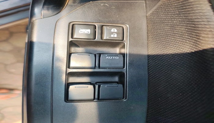 2018 Maruti Vitara Brezza ZDI PLUS AMT, Diesel, Automatic, 43,728 km, interior